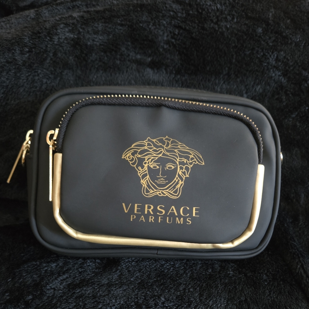 ✨️VERSACE PARFUM  CROSSBODY BLACK & GOLD